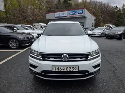 Volkswagen Tiguan 2020, 29600 км, за 13719.31 USD