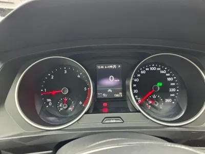 Volkswagen Tiguan 2020, 29600 км, за 13609.42 USD - фото 8