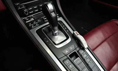 Porsche 718 2017, 90809 км, за 32496.9 USD - фото 9