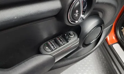 MINI Cooper 2019, 95919 км, за 7159.74 USD - фото 18