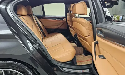 BMW 5-Series 2023, 10287 км, за 32690.04 USD - фото 11