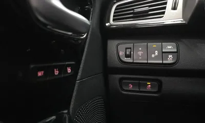 Kia Niro 2019, 136832 км, за 11560.69 USD - фото 16