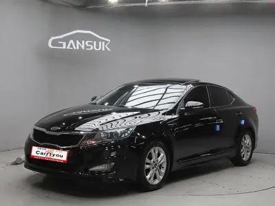 Kia K5 · 2011 год