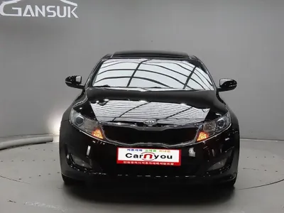 Kia K5 2011, 81885 км, за 3105.38 USD