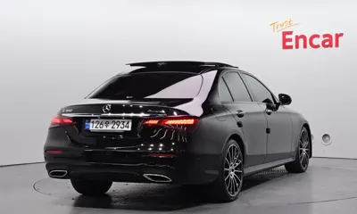 Mercedes-Benz E-Class 2023, 96693 км, за 22443.42 USD