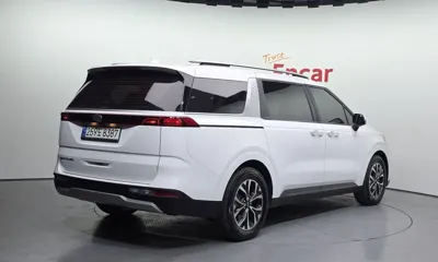 Kia Canival 2021, 160838 км, за 12143.89 USD
