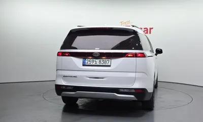 Kia Canival 2021, 160838 км, за 12143.89 USD