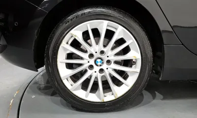 BMW 1-Series 2020, 69384 км, за 12618.92 USD