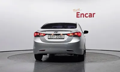 Hyundai Avante 2014, 111182 км, за 3296.99 USD