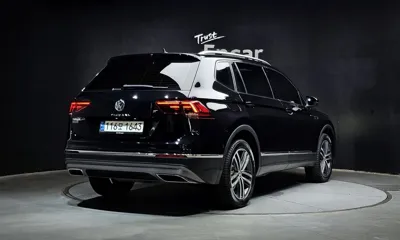 Volkswagen Tiguan 2020, 138098 км, за 13856.37 USD