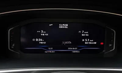 Volkswagen Tiguan 2020, 138098 км, за 13856.37 USD - фото 8
