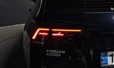 Volkswagen Tiguan 2020, 138098 км, за 13856.37 USD - фото 23