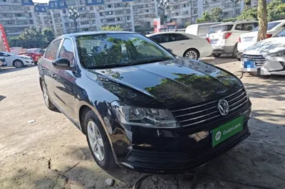 Volkswagen Lavida 2015, 97100 км, за 5998 USD