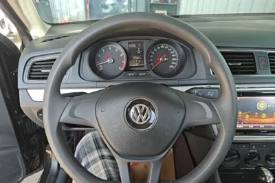 Volkswagen Lavida 2015, 97100 км, за 5998 USD - фото 13