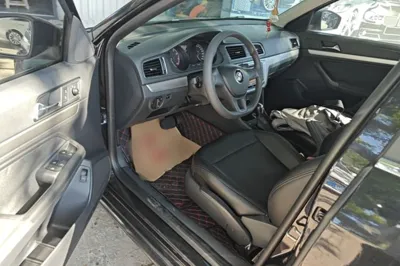 Volkswagen Lavida 2015, 97100 км, за 5998 USD - фото 18