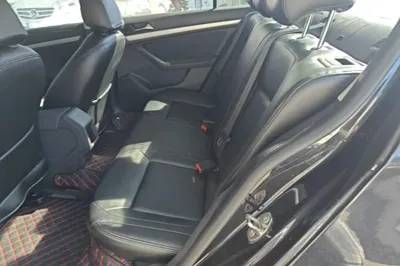 Volkswagen Lavida 2015, 97100 км, за 5998 USD - фото 20