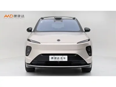 Nio ES8 2025, 13000 км, за 31986.38 USD