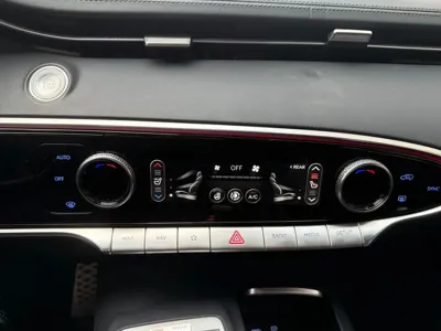Genesis GV70 2022, 45600 км, за 31921.84 USD - фото 12