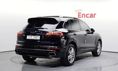 Porsche Cayenne 2016, 110616 км, за 17920.44 USD