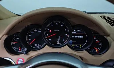 Porsche Cayenne 2016, 110616 км, за 17920.44 USD - фото 8