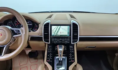 Porsche Cayenne 2016, 110616 км, за 17920.44 USD - фото 16