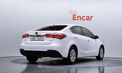 Kia K3 2013, 104794 км, за 3807.27 USD