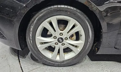 Hyundai Sonata 2011, 182157 км, за 2100.56 USD