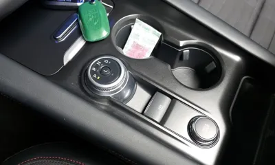 Ford Explorer 2025, 22566 км, за 31119.18 USD - фото 9