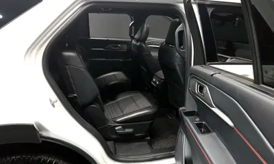 Ford Explorer 2025, 22566 км, за 31119.18 USD - фото 12