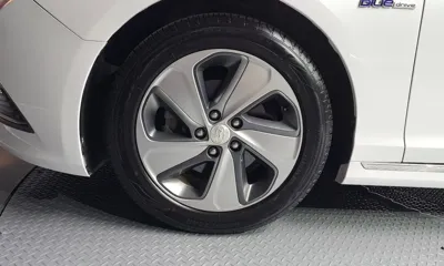 Hyundai Sonata 2015, 142386 км, за 6437.2 USD