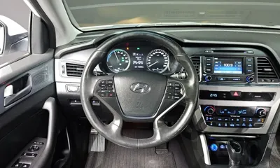 Hyundai Sonata 2015, 142386 км, за 6437.2 USD - фото 15