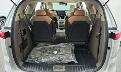 Kia Canival 2021, 68339 км, за 15547.76 USD - фото 20