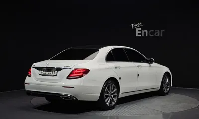 Mercedes-Benz E-Class 2019, 84867 км, за 15276.6 USD