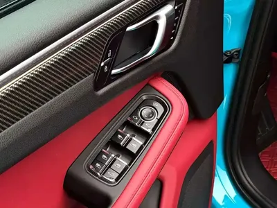 Porsche Macan 2021, 20000 км, за 28692.79 USD