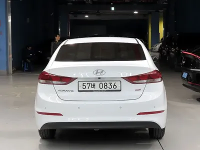 Hyundai Avante 2017, 16300 км, за 7553.86 USD