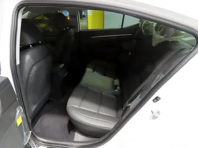 Hyundai Avante 2017, 16300 км, за 7553.86 USD - фото 7