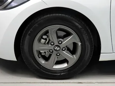 Hyundai Avante 2017, 16300 км, за 7553.86 USD - фото 19