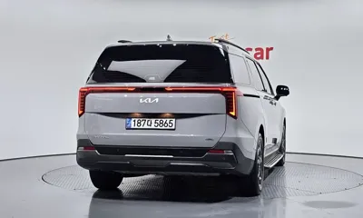 Kia Canival 2025, 29800 км, за 30149.11 USD