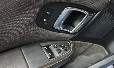 BMW i3 2016, 90550 км, за 6937.56 USD - фото 16