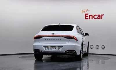 Hyundai Grandeur 2020, 13094 км, за 19543.15 USD