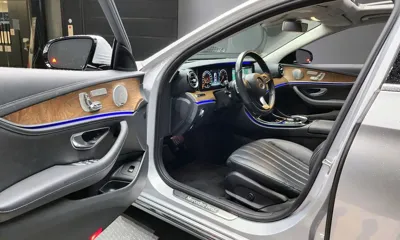 Mercedes-Benz E-Class 2018, 71402 км, за 16848.36 USD - фото 11