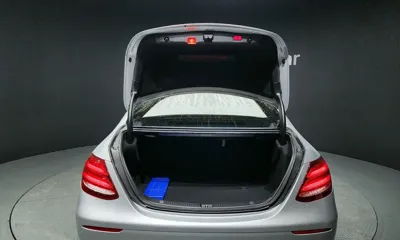 Mercedes-Benz E-Class 2018, 71402 км, за 16848.36 USD - фото 20