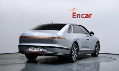 Hyundai Grandeur 2023, 99059 км, за 14800.13 USD