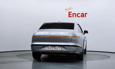 Hyundai Grandeur 2023, 99059 км, за 14800.13 USD