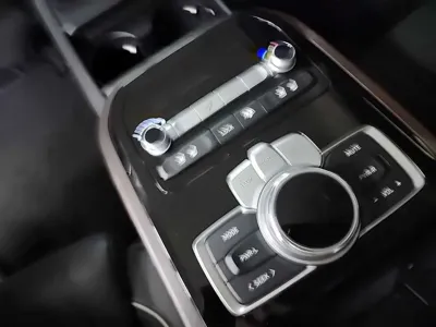 Genesis G90 2019, 184139 км, за 17509.08 USD - фото 14