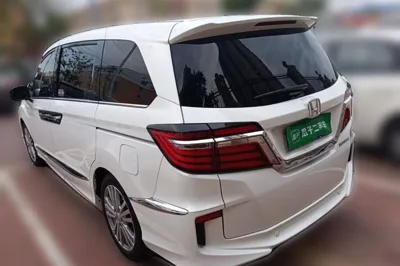Honda Elysion 2016, 120800 км, за 21509 USD