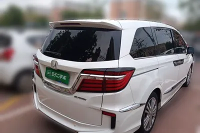 Honda Elysion 2016, 120800 км, за 21509 USD - фото 6