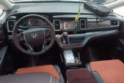 Honda Elysion 2016, 120800 км, за 21509 USD - фото 9