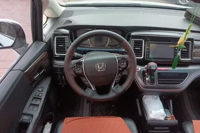 Honda Elysion 2016, 120800 км, за 21509 USD - фото 10