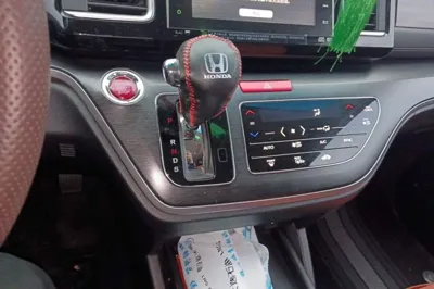 Honda Elysion 2016, 120800 км, за 21509 USD - фото 14